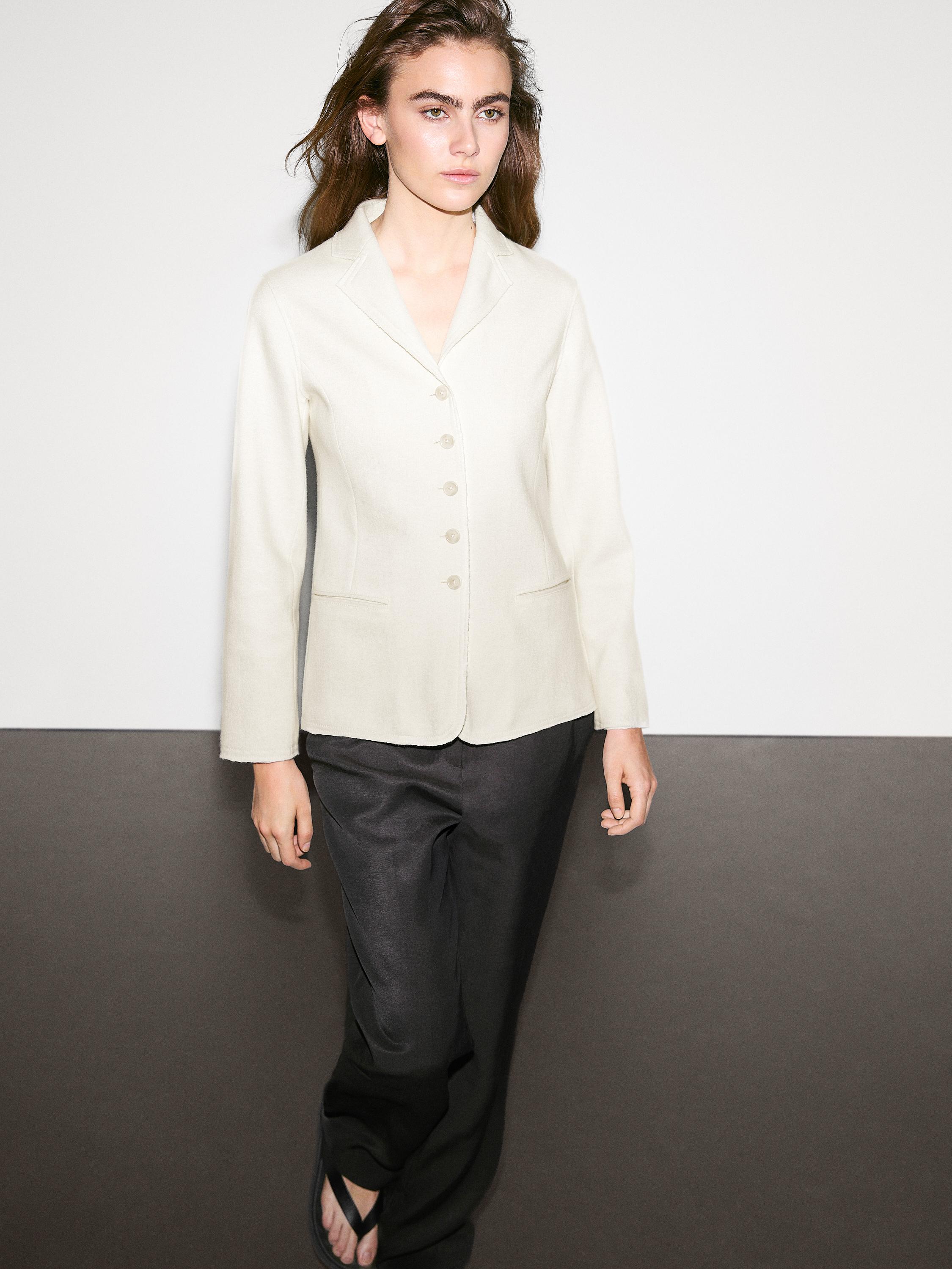 Fine wool blend blazer